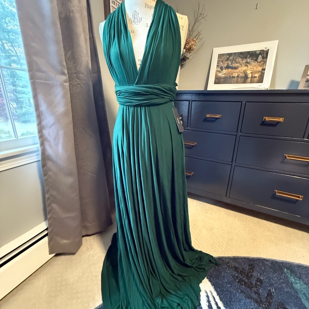 ✨ Lulus Emerald Convertible Wrap Maxi Dress (NWT)